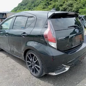 トヨタ アクアの事故車・廃車の買取事例