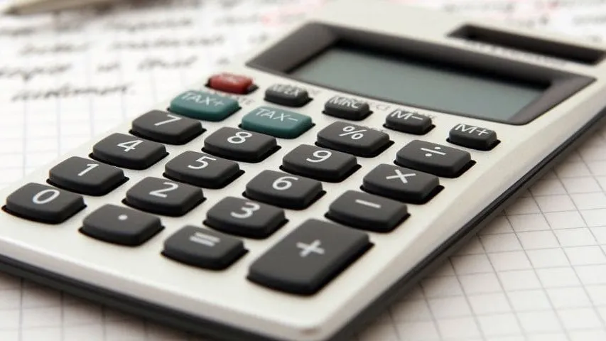 早見表あり】自賠責保険の還付金！廃車するともらえる返金額は