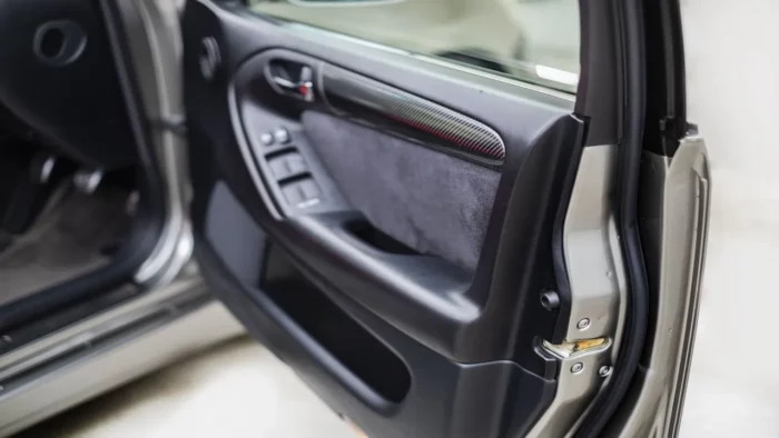 車のドアの修理費用を紹介