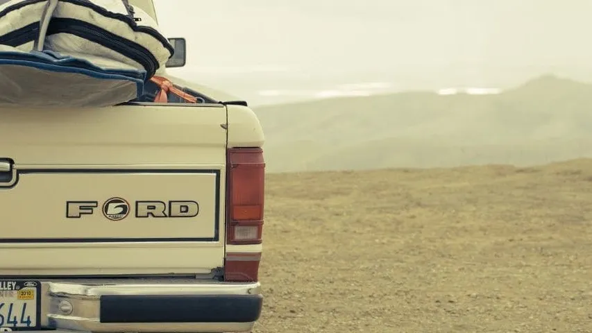 廃車時の部品取りは法律違反？